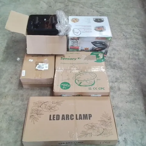 PALLET CONTAINING ASSORTED PRODUCTS INCLUDING: NINJA HEALTH GRILL & AIR FRYER, AIR FRYER, LED ARC LAMP, SENSORY TOY, MINI FOLDING WASHING MACHINE ECT