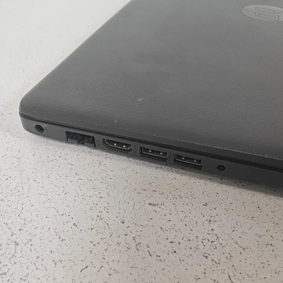 UNBOXED HP 255 G7 AMD A4 LAPTOP IN BLACK