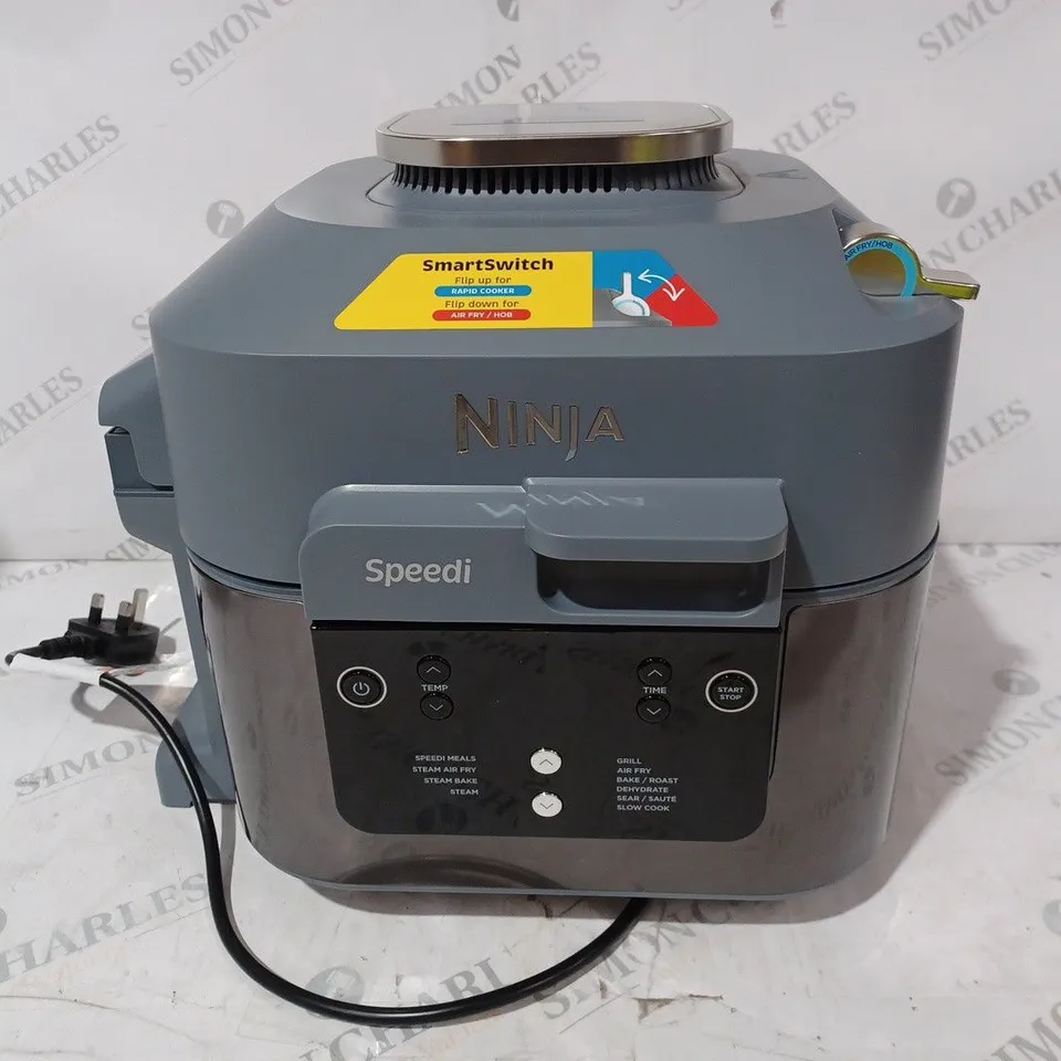 BOXED NINJA SPEEDI 10-IN-1 5.7L RAPID-COOKER & AIR FRYER ON400UK