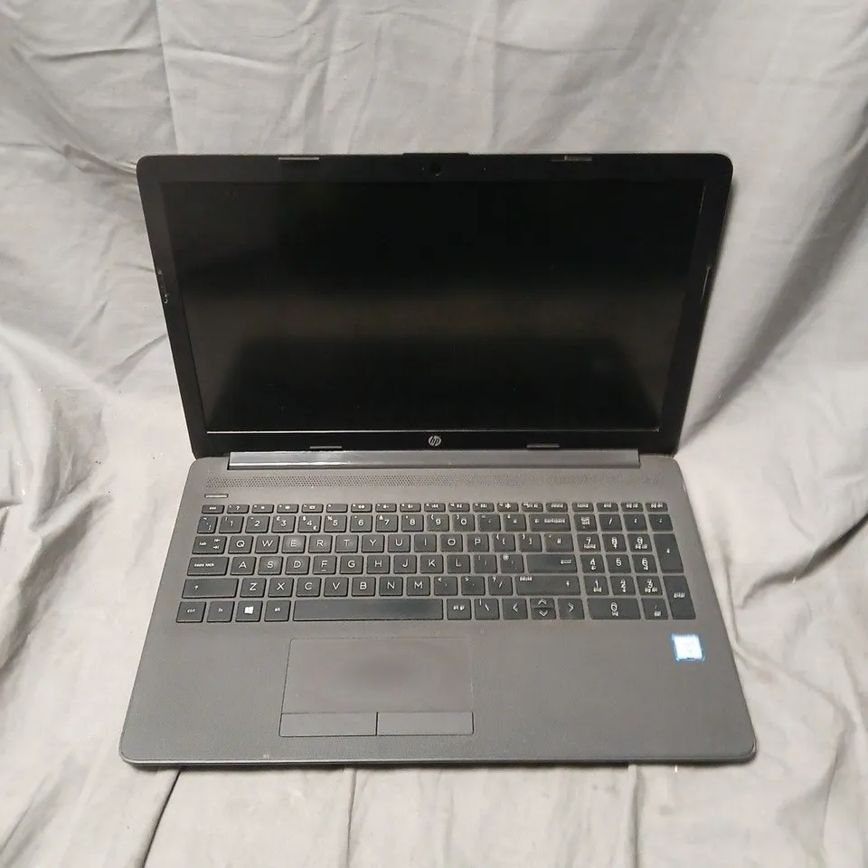HP 250 G7 NOTEBOOK PC 