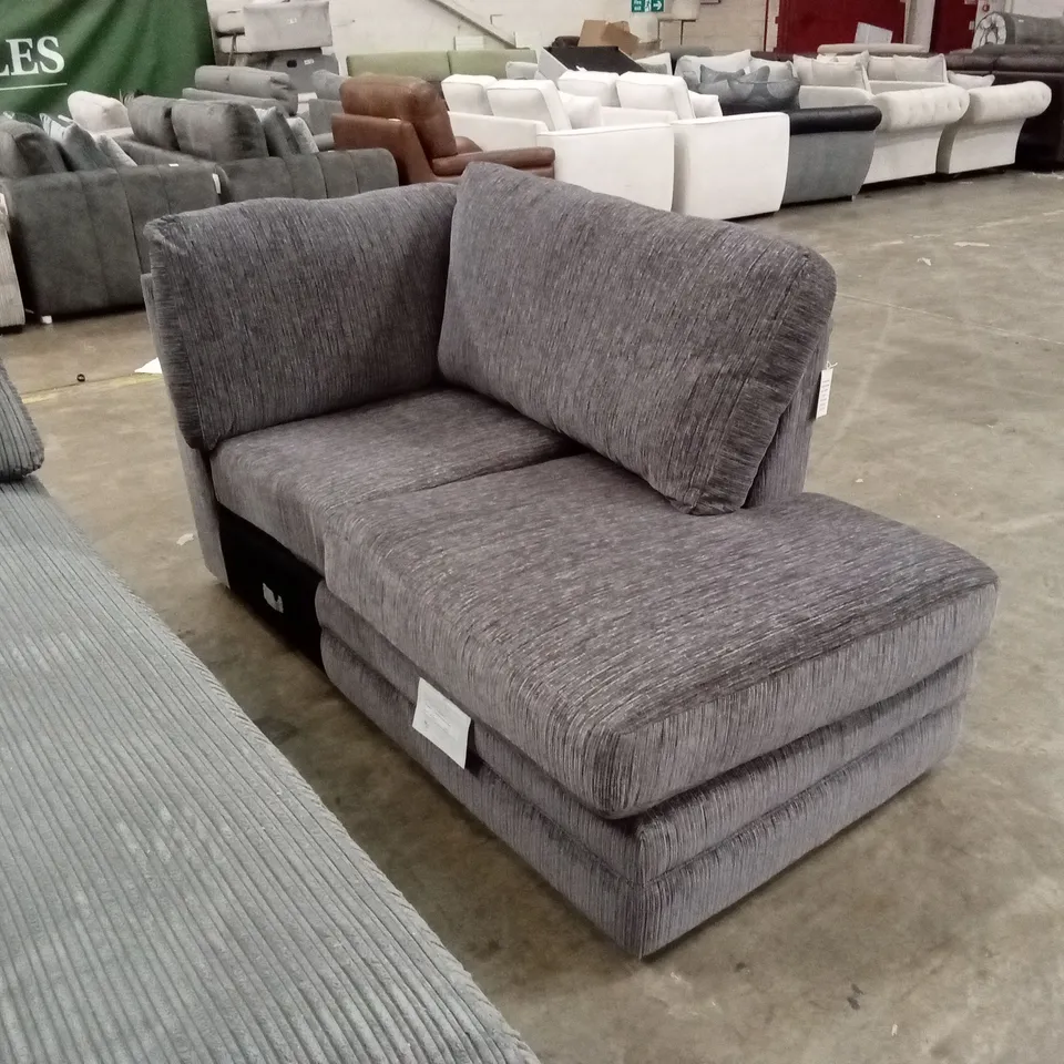 4 x ASSORTED DESIGNER SOFA PARTS AND PIECES