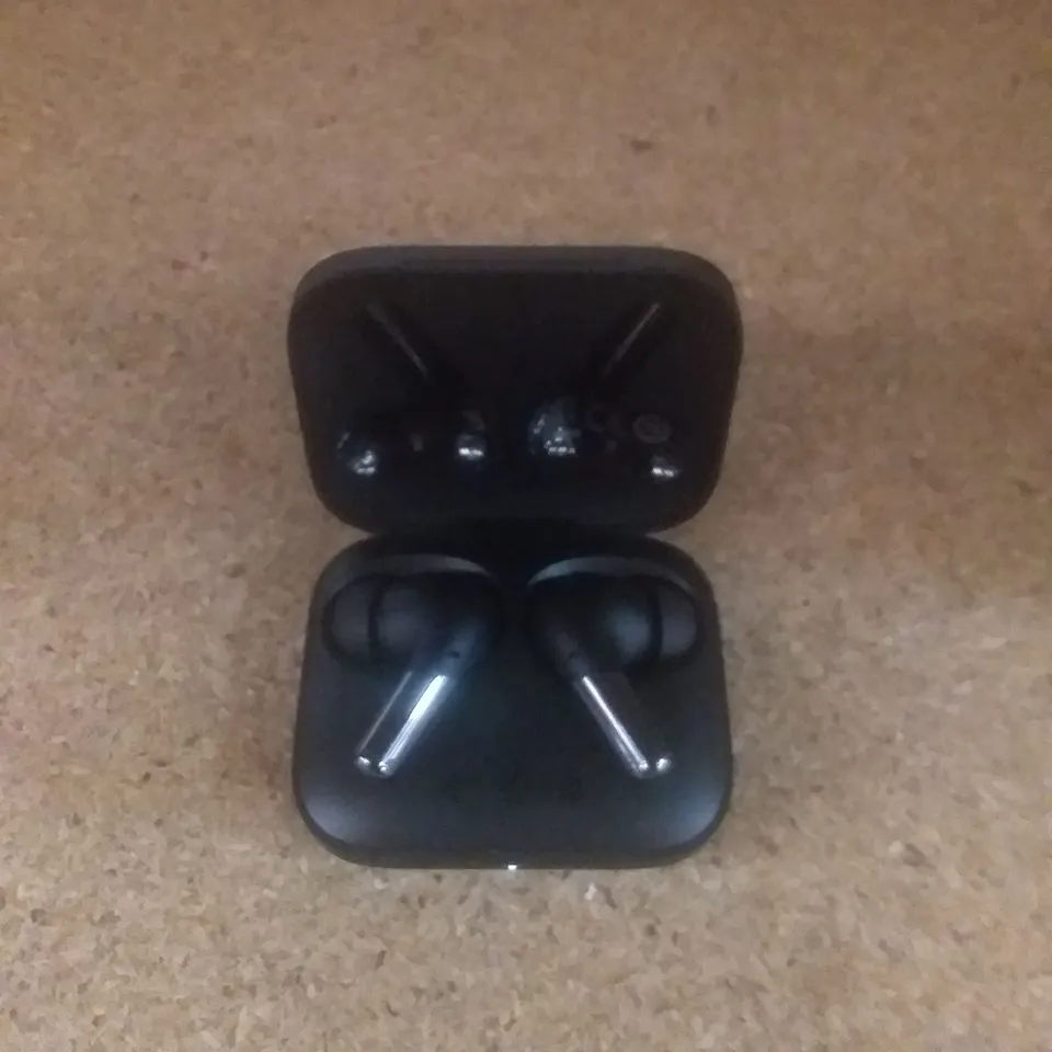 ONEPLUS BUDS PRO WIRELESS HEADPHONES