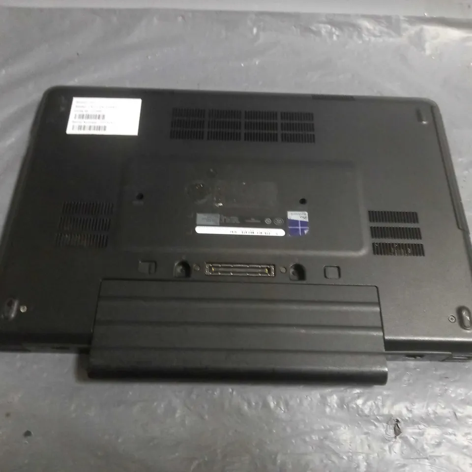 DELL LATITUDE E5540 LAPTOP