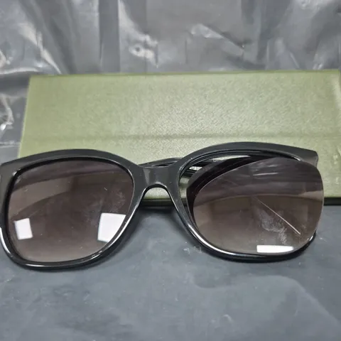 LONGCHAMP MODIFIED RECTANGLE ACETATE SUNGLASSES IN BLACK