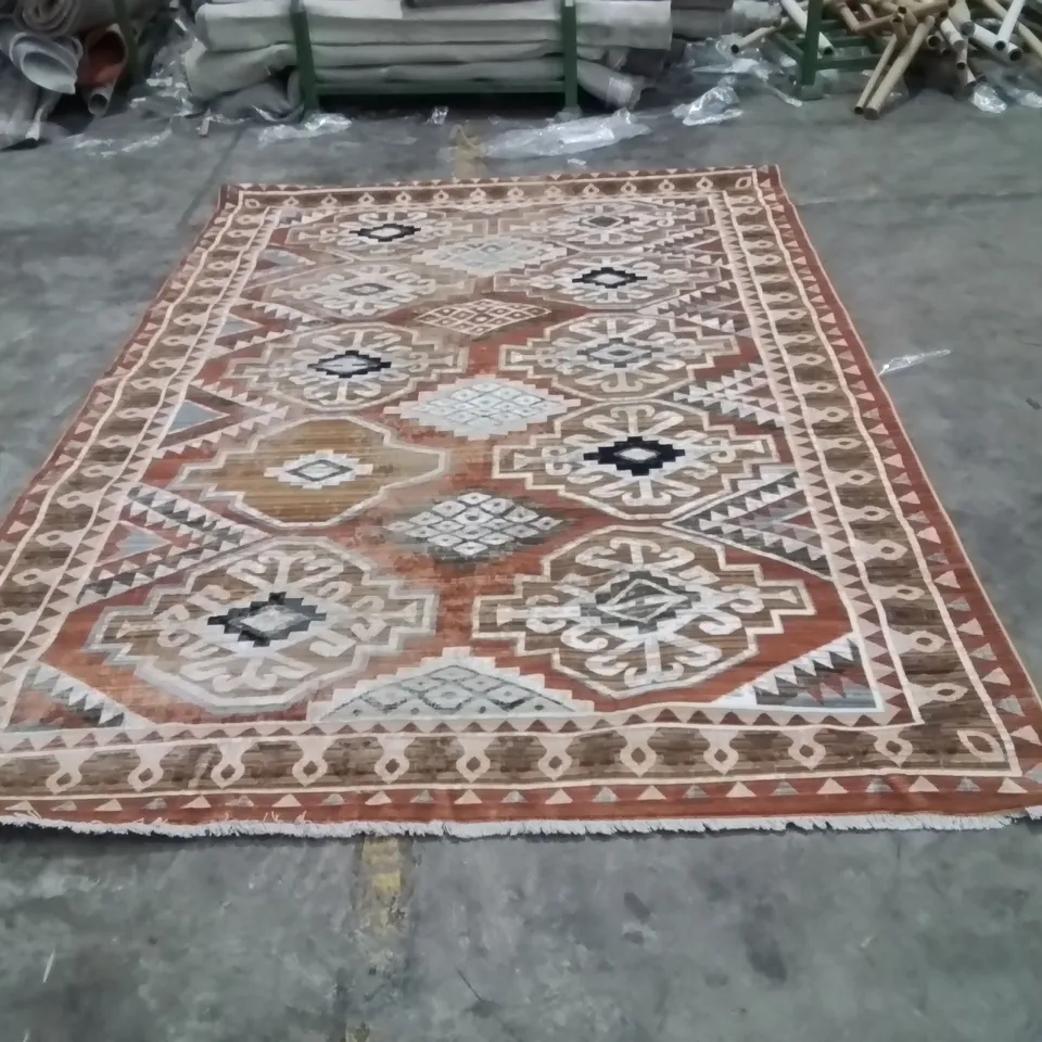 QUALITY DESIGNER AREA RUG - APPROXIMATELY 304X204