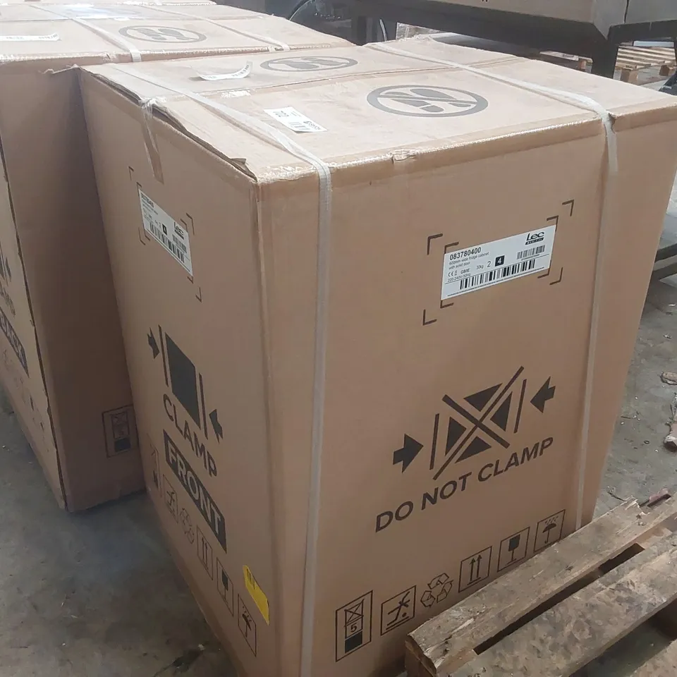 BOXED LEC MEDICAL 600MM WIDE FRIDGE CABINET WITH SOLID DOOR