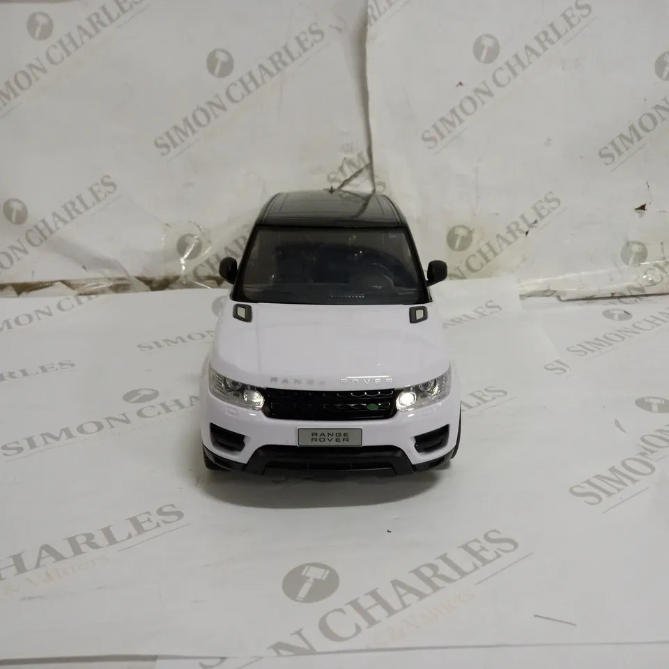 RANGE ROVER SPORT WHITE REMOTE CONTROL CAR RRP £34.99