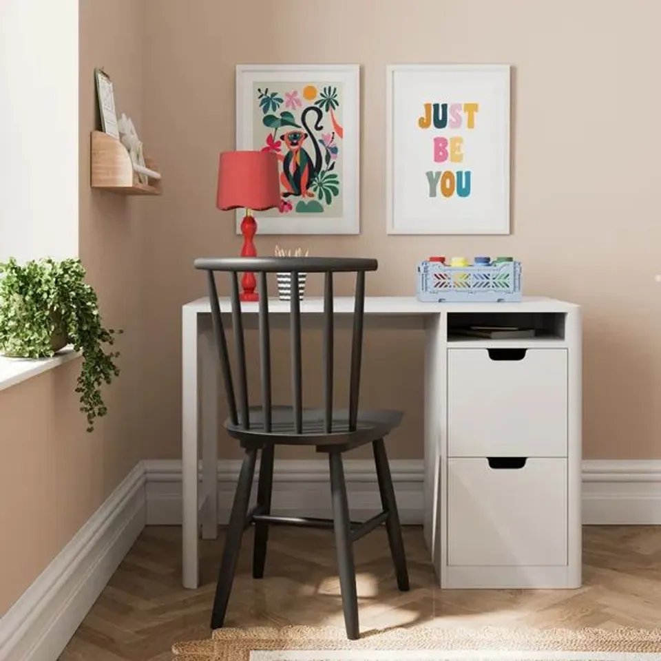 BOXED KIDS RAYA DESK, WHITE (1 BOX)