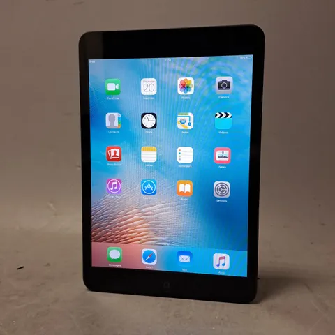 APPLE IPAD A1432