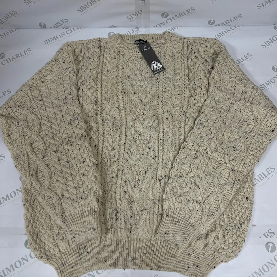 10 AS NEW BAGGED PURE WOOL ROUND NECK CABLE KNIT SWEATSHIRTS IN BEIGE SIZE L