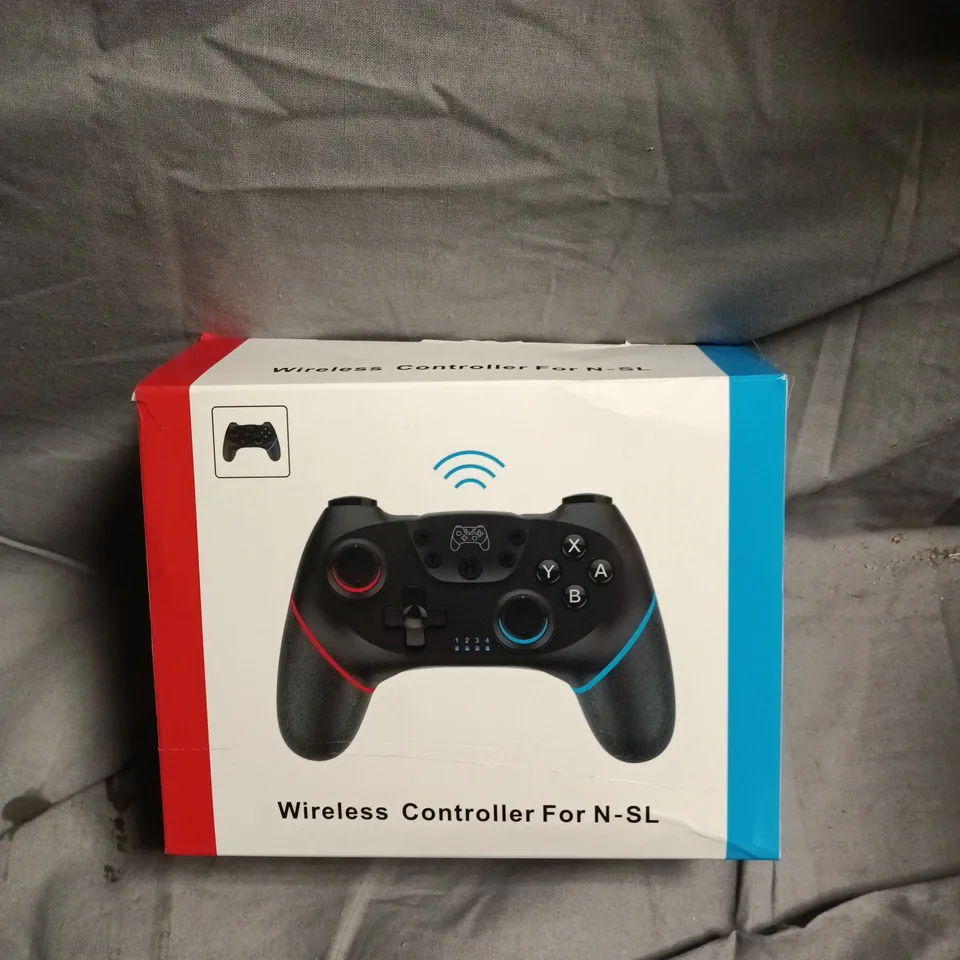 WIRELESS CONTROLLER FOR N-SL – BLACK WITH RED/BLUE ACCENTS (BOXED)