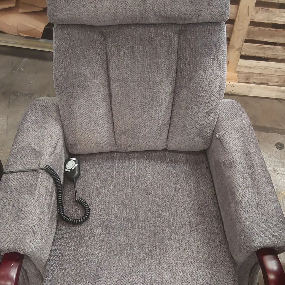 QUALITY DESIGNER FABRIC UPHOLSTERED ELECTRIC RECLINING ARMCHAIR