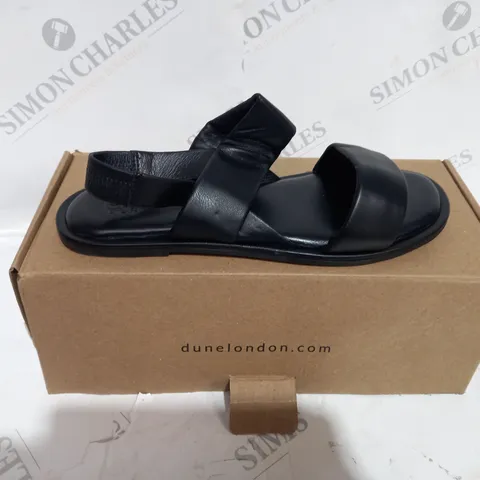 BOXED DUNE BLACK LEATHER COMFORT FLAT SANDALS SIZE 7