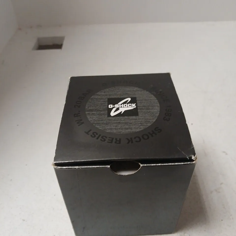 BOXED G-SHOCK WATCH – BLACK & GOLD