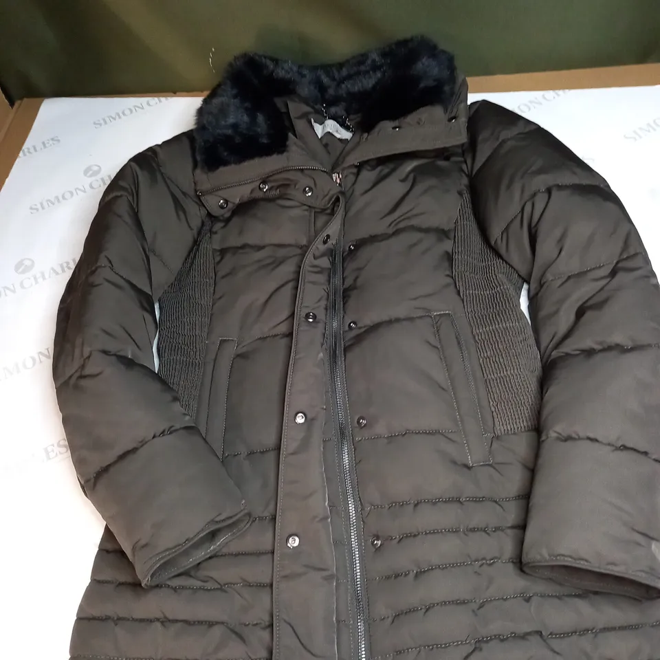 HOBBS LONDON PADDED COAT WITH FAUX FUR COLLAR SIZE 8
