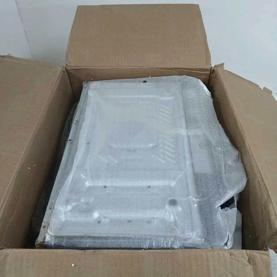 BOXED SAMSUNG MS23K3513AK/EU SOLO 23L MICRCOWAVE OVEN - COLLECTION ONLY