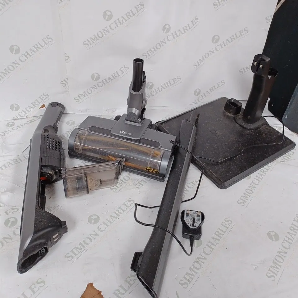 SHARK WANDVAC 2-IN-1 LIGHTWEIGHT CORDLESS HANDHELD VACUUM CLEANER WV361UK