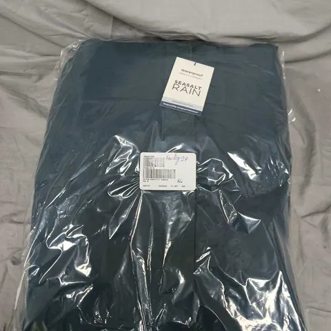 SEASALT SEASTORM WATERPROOF JACKET – NAVY – SIZE 14