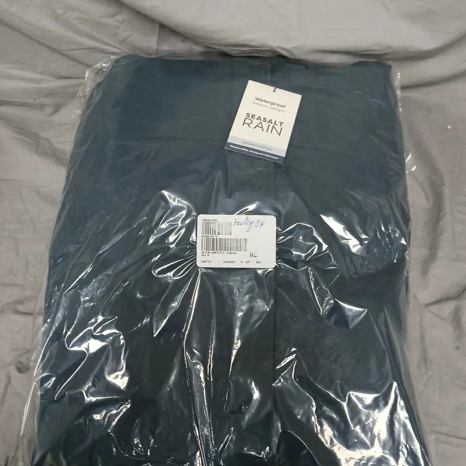 SEASALT SEASTORM WATERPROOF JACKET – NAVY – SIZE 14
