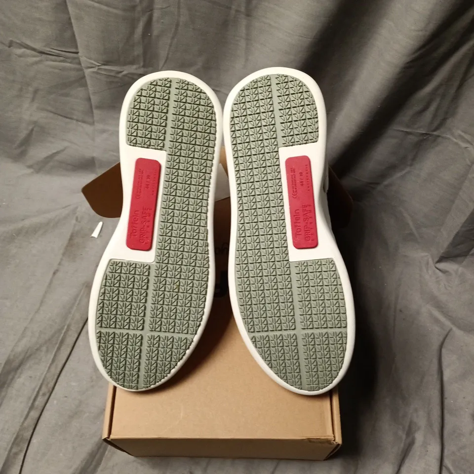 TOFFELN CLOG SLIP-ON SHOES – WHITE