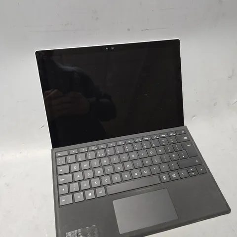 MICROSOFT SURFACE PRO 4