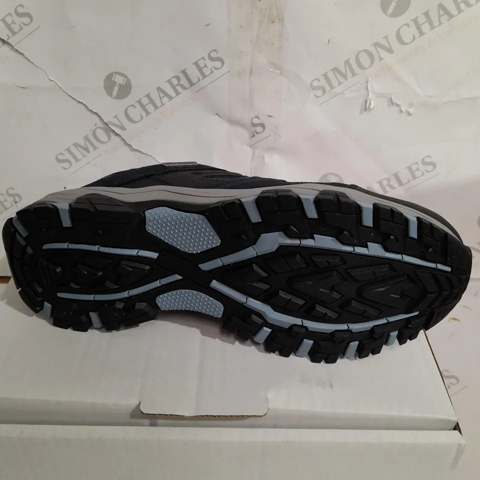 BOXED PAIR OF SKECHERS WATERPROOF BOOTS, NAVY - SIZE 5.5