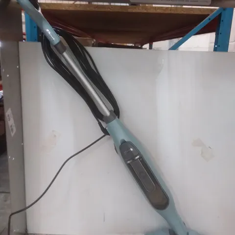 SHARK STEAM AND SCRUB STEAM MOP