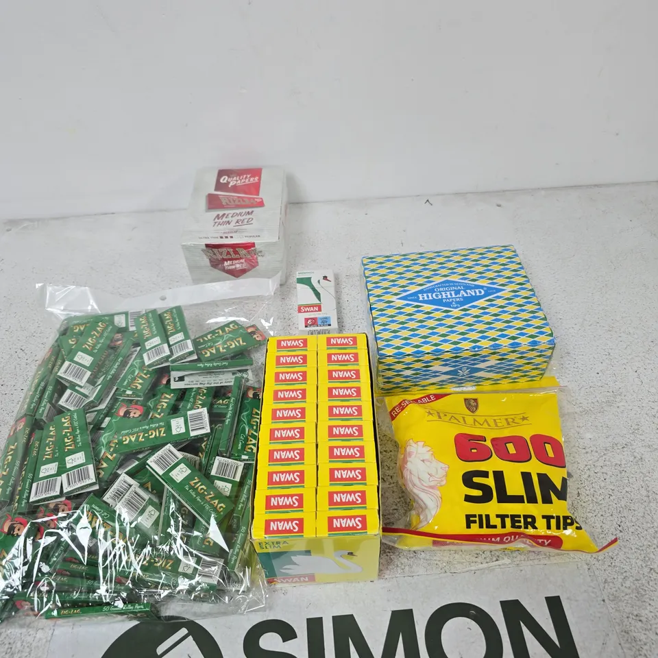 APPROXIMATELY 20 ASSORTED ITEMS INCLUDING ZIG ZAG ROLLING PAPERS, SWAN EXTRA SLIM FILTERS AND PALMER SLIM FILTER TIPS