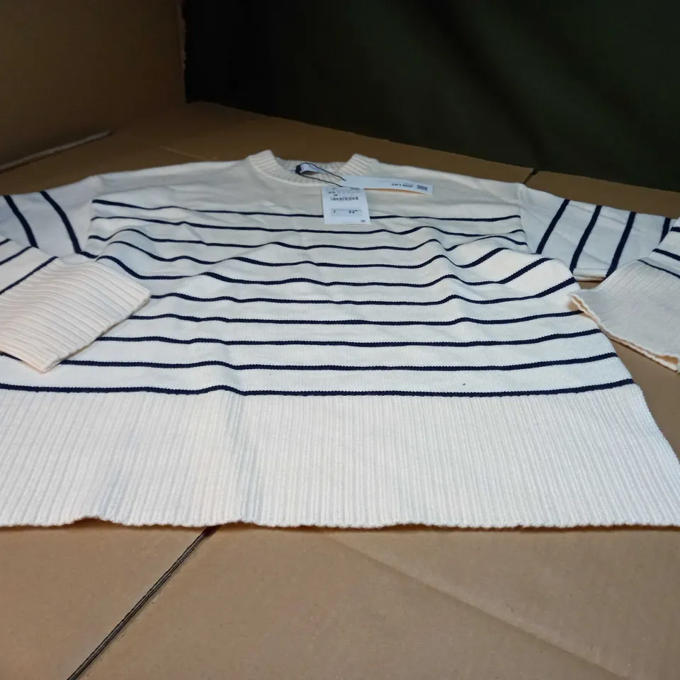 ZARA CREAM/BLACK STRIPPED CREW NECK OVERSIZED SOFT JUMPER - XS