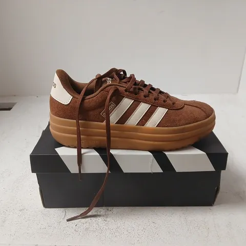 ADIDAS BROWN SUEDE SNEAKERS WITH WHITE STRIPES AND GUM SOLE UK 5 WOMENS