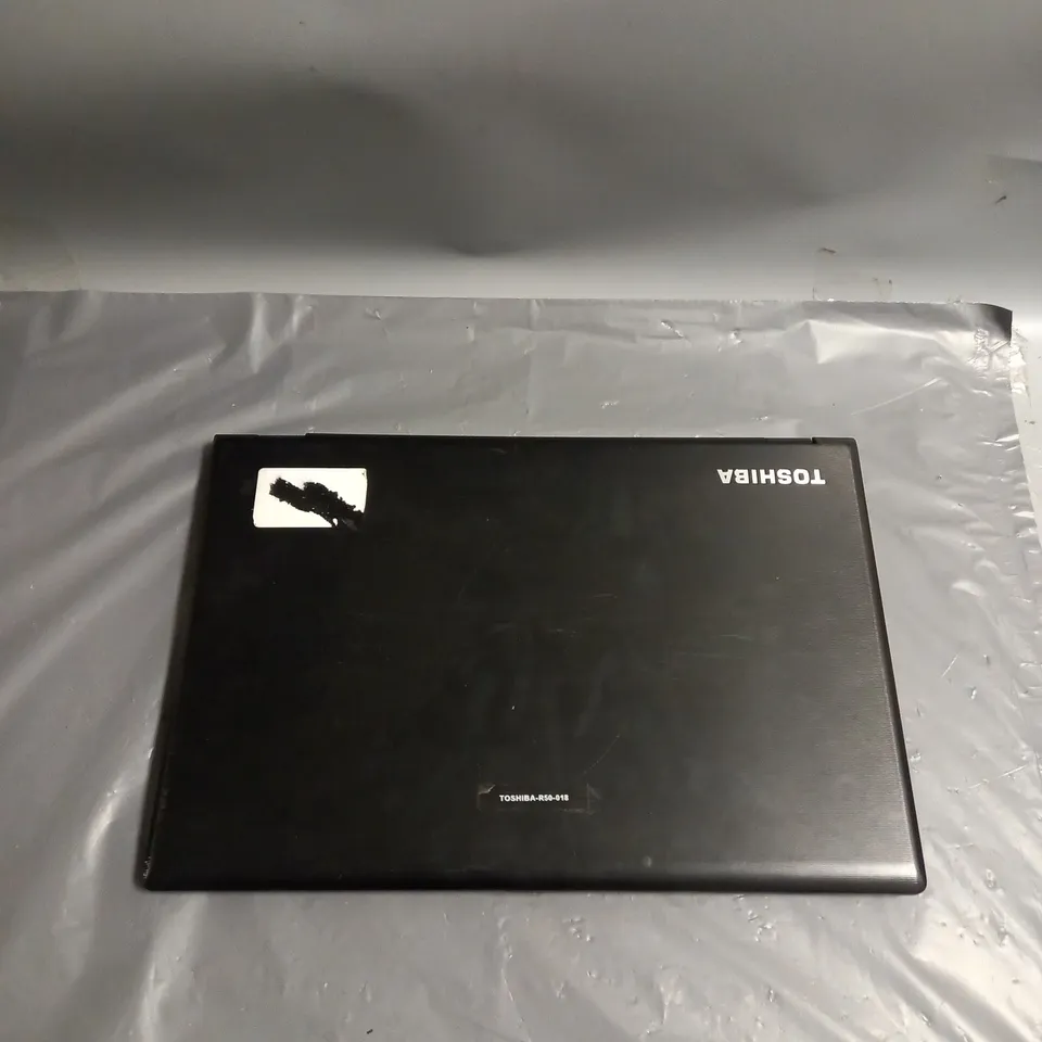 TOSHIBA SATELLITE PRO R50-B	15 INCH I3-4005U 1.70GHZ