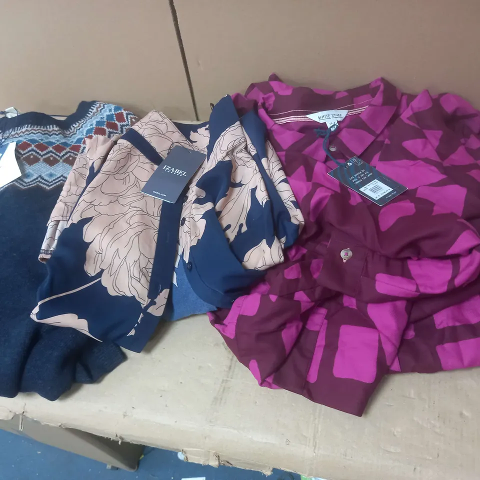 BOX OF 13 ASSORTED ITEMS TO INCLUDE: SEASALT JUMPER, IZABEL, WHITE STUFF ETC