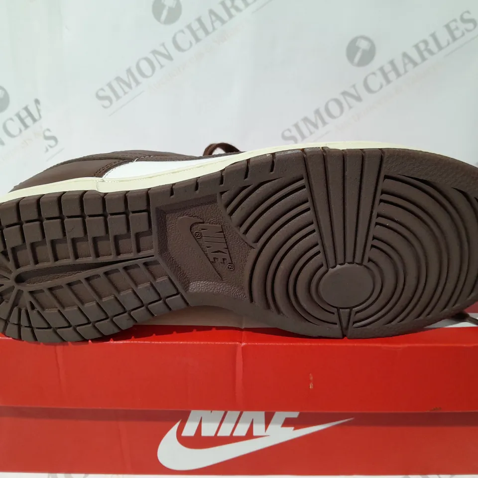 NIKE WOMANS BROWN DUNK LOWS - SIZE 6 