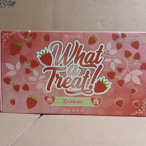 P.LOUISE WHAT A TREAT RASPBERRY BOX SET