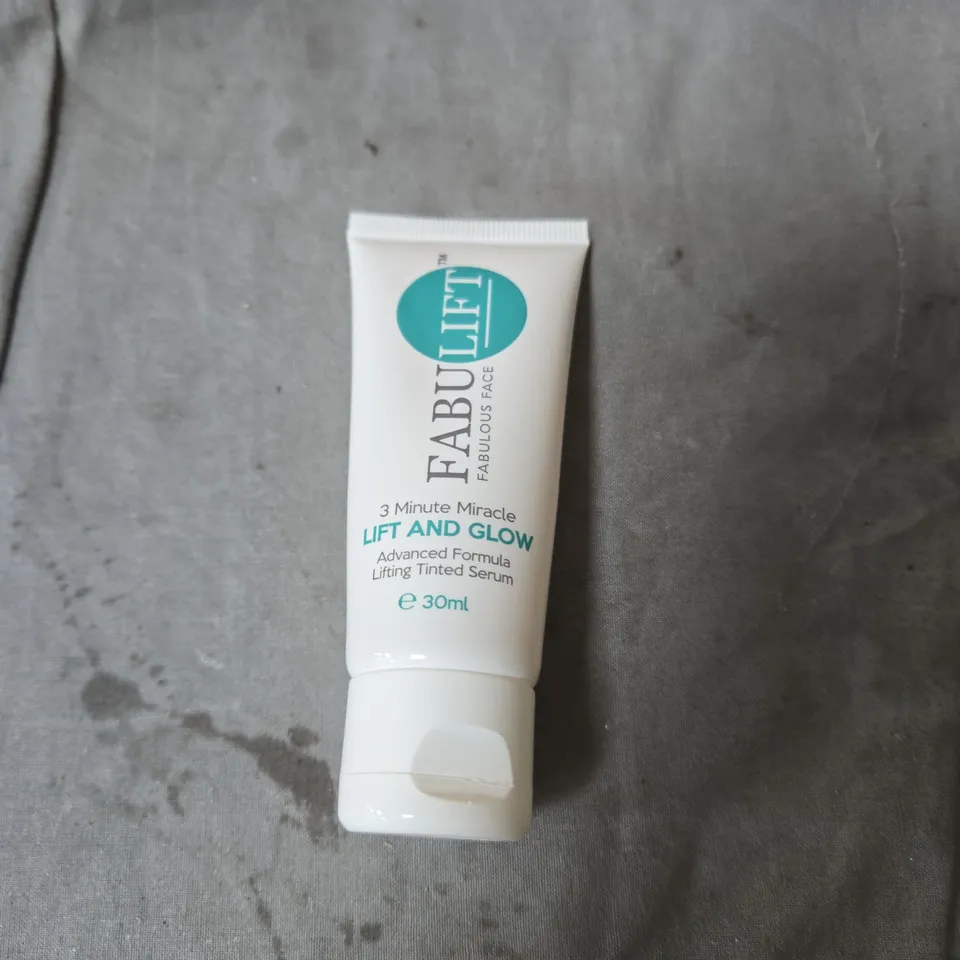 FABULIFT 3 MINUTE MIRACLE LIFT AND GLOW TINTED SERUM 30ML