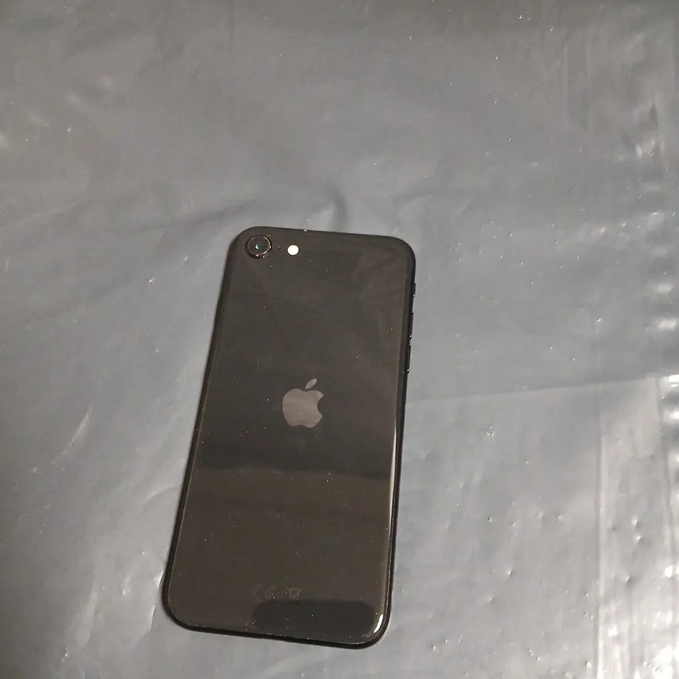 APPLE IPHONE SE BLACK – BOXED 