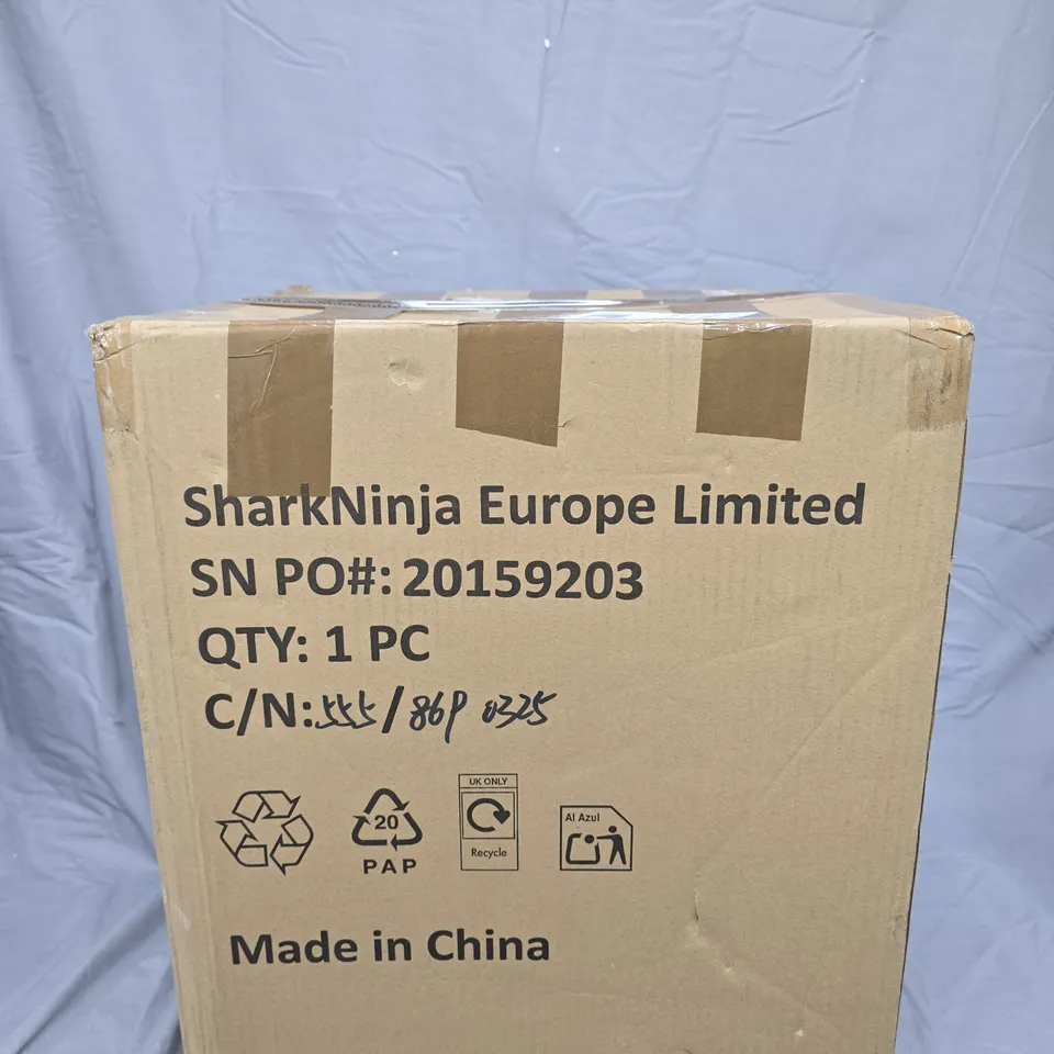 NINJA LUXE CAFE ES601UK