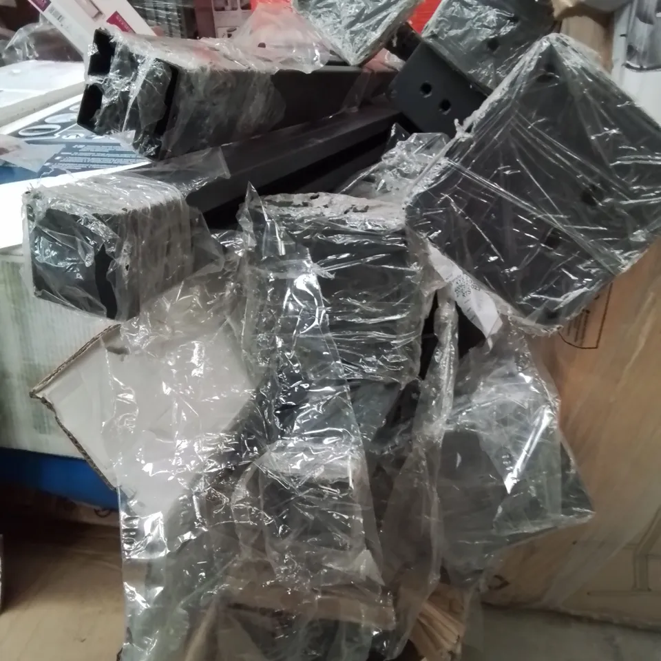 APPROXIMATELY 10 GOODHOME NEVA METAL FENCE POSTS