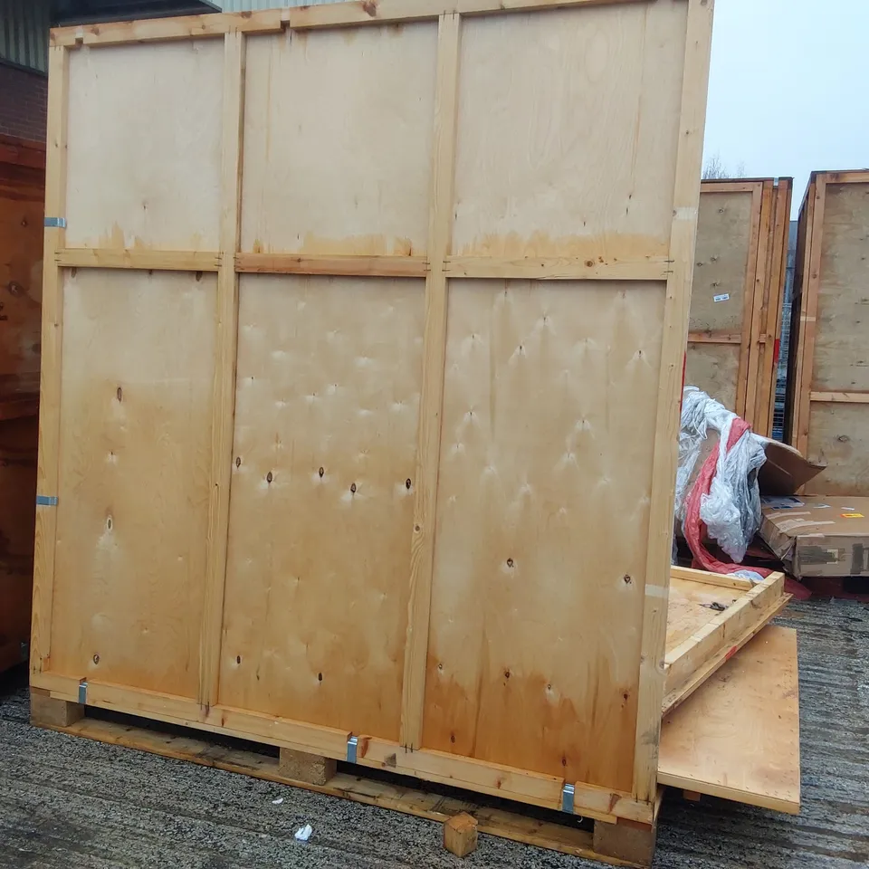  WOODEN SHIPPING CRATE CARCASS/PARTS