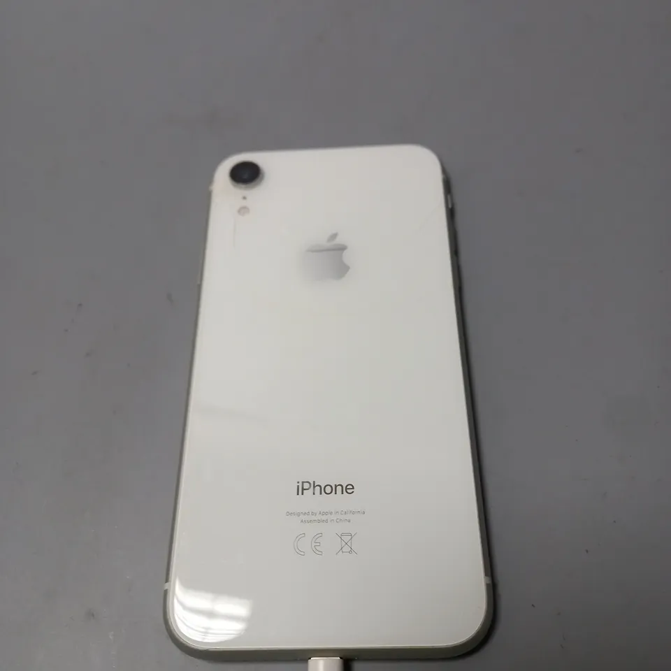 IPHONE XR - BLACK