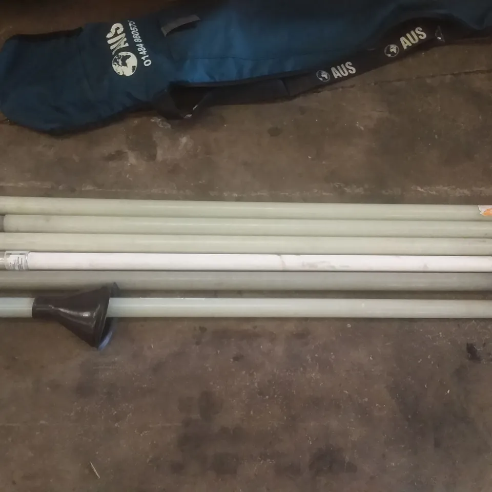 BAGGED EARTH POLE SET