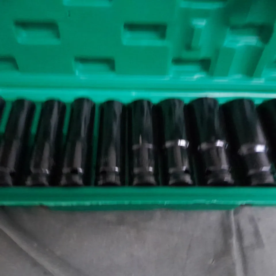 UNBRANDED 10 PC SOCKET SET 