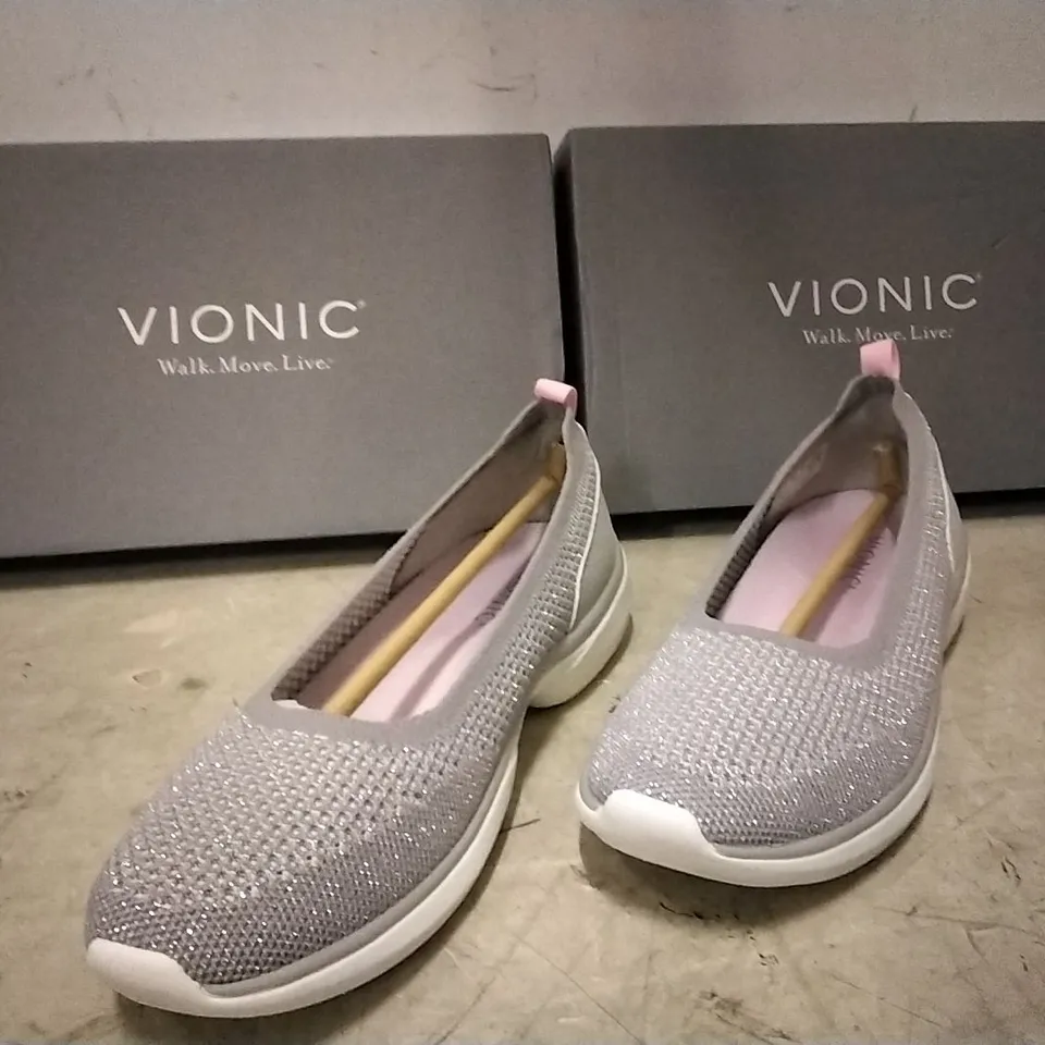 BOXED VIONIC BALLERINA GREY , SIZE 8 , 5 PAIRS 