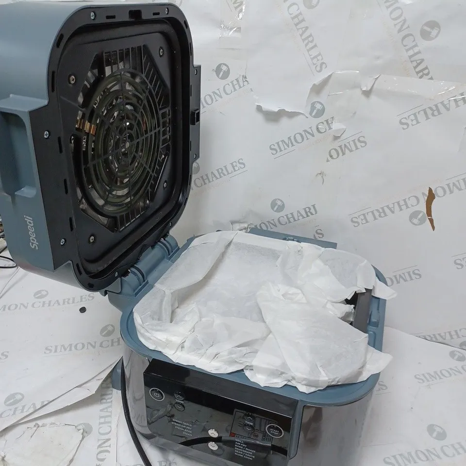 BOXED OUTLET NINJA SPEEDI 10 IN 1 5.7L RAPID-COOKER & AIR FRYER