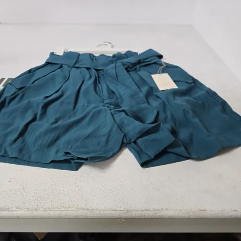 BOX OF APPROXIMATELY 6 X A NEW DAY TEAL SHORTS - SIZE 12