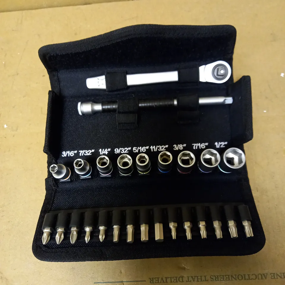 WERA 05004021001 8100 SA 11 ZYKLOP METAL RATCHET SET