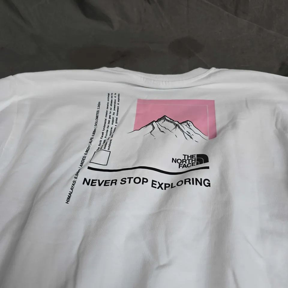 THE NORTH FACE PRINTED CREW NECK SWEATSHIRT IN WHITE SIZE S