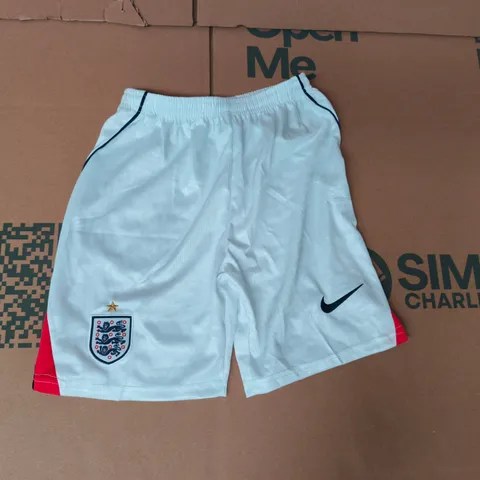 NIKE KID'S ENGLAND FOOTBALL SHORTS SIZE 26