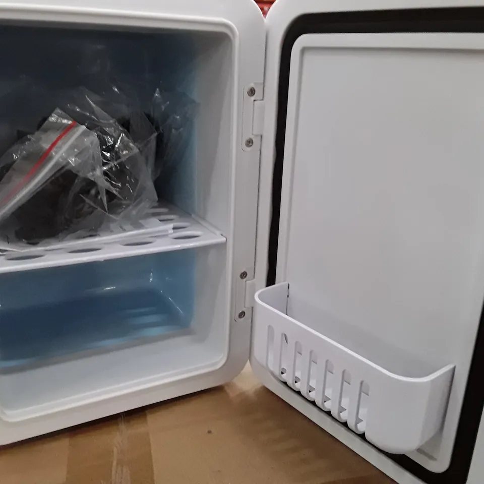 ATRAVESAR MINI FRIDGE FOR BEDROOM QUIET 4L SMALL FRIDGE