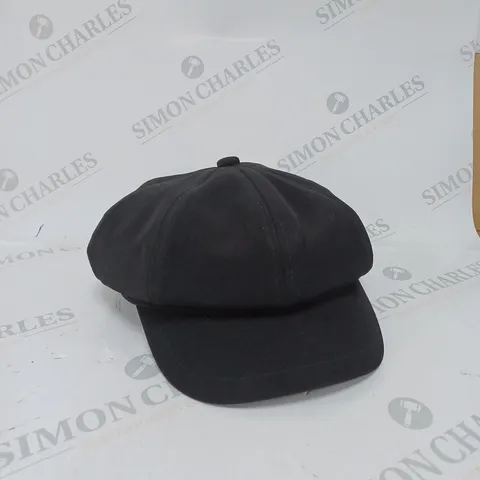 BLACK HAT